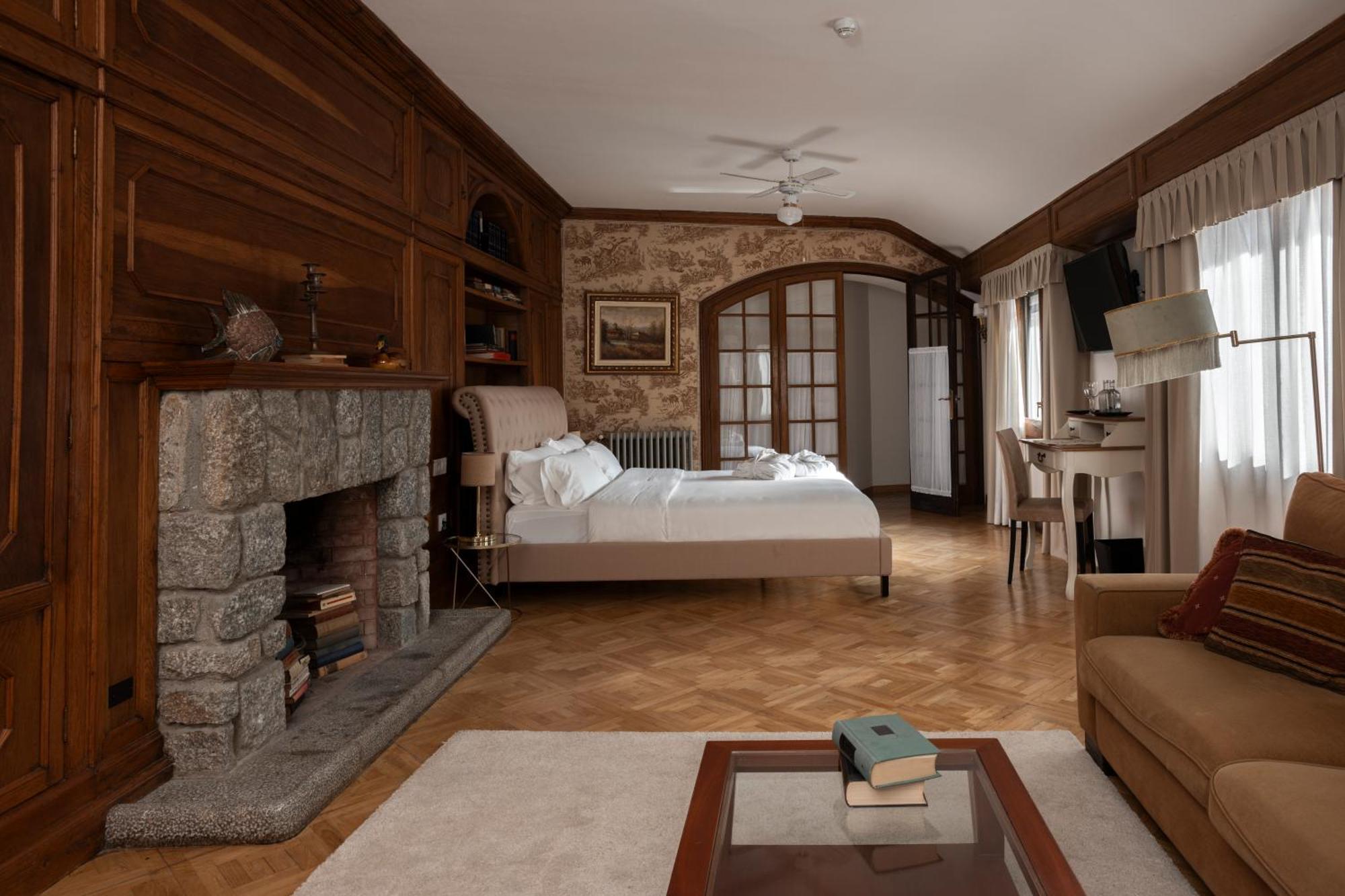Angelats Hotel - A Signature Boutique Hotel & Restaurant Ribes De Freser Εξωτερικό φωτογραφία