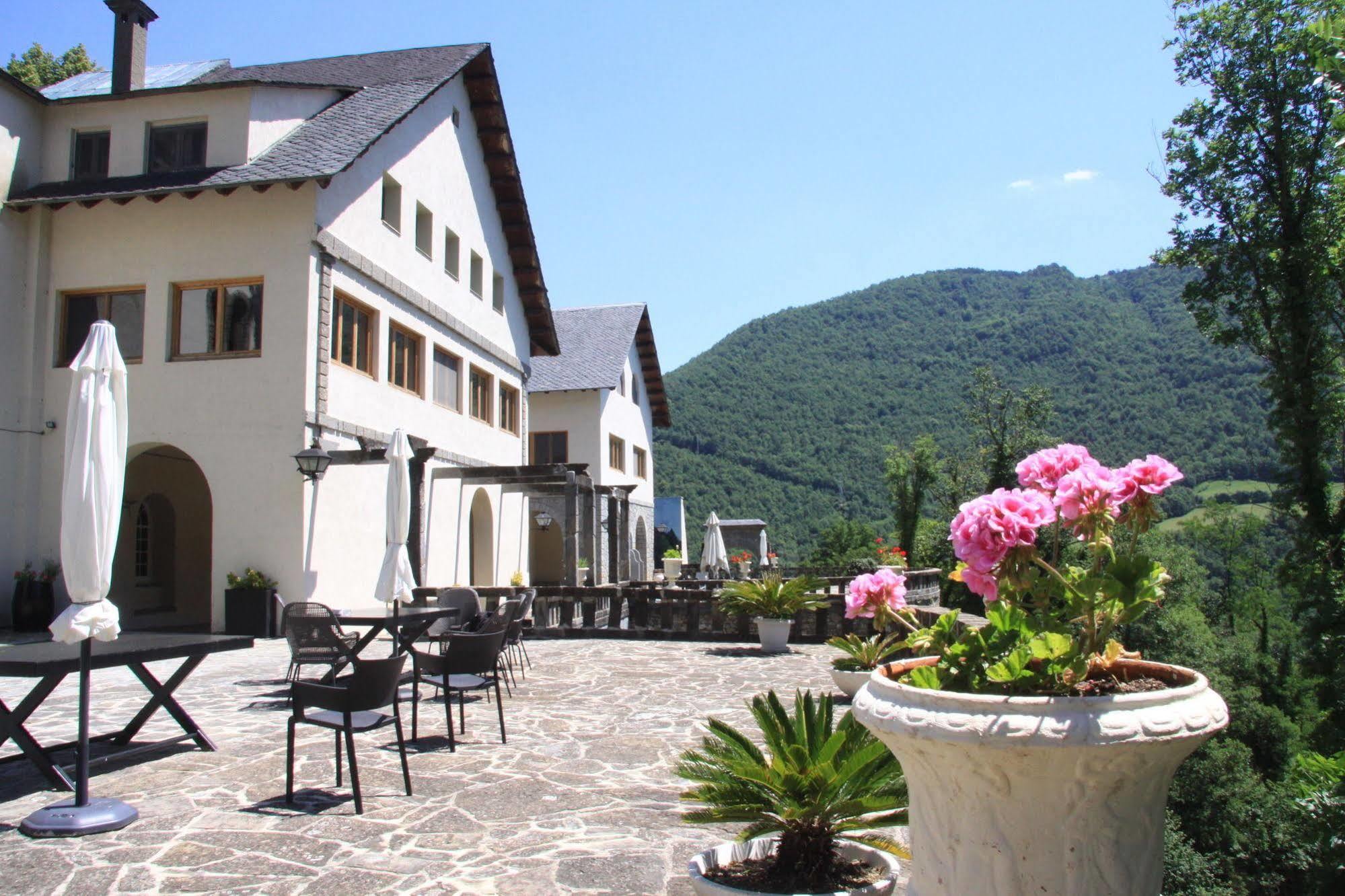 Angelats Hotel - A Signature Boutique Hotel & Restaurant Ribes De Freser Εξωτερικό φωτογραφία