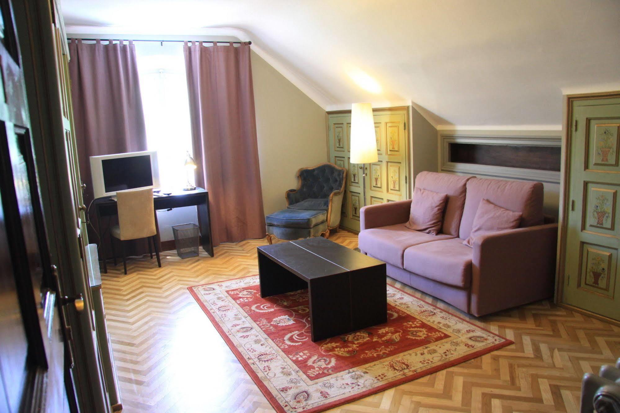 Angelats Hotel - A Signature Boutique Hotel & Restaurant Ribes De Freser Εξωτερικό φωτογραφία
